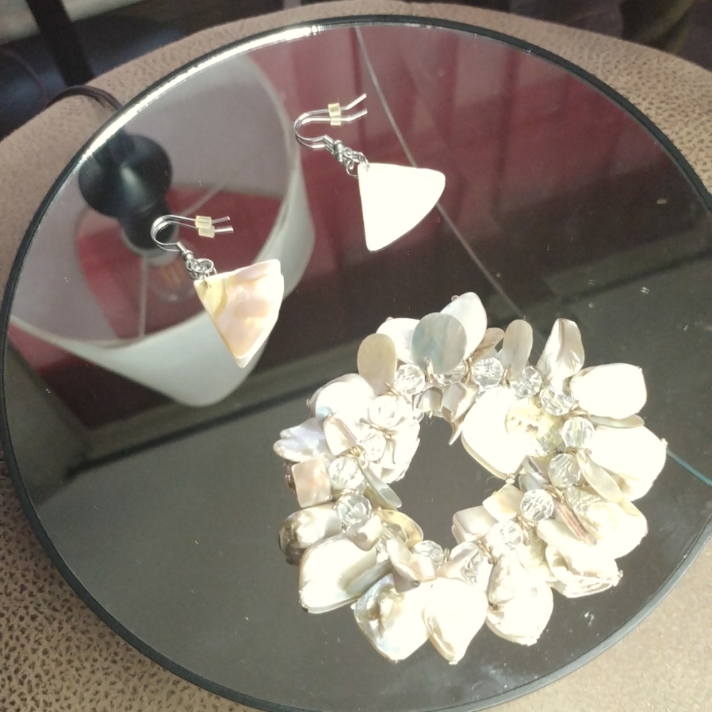 Seashell earrings and Bracelet